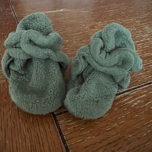 Zutano Baby Walker Shoes in Olive Green